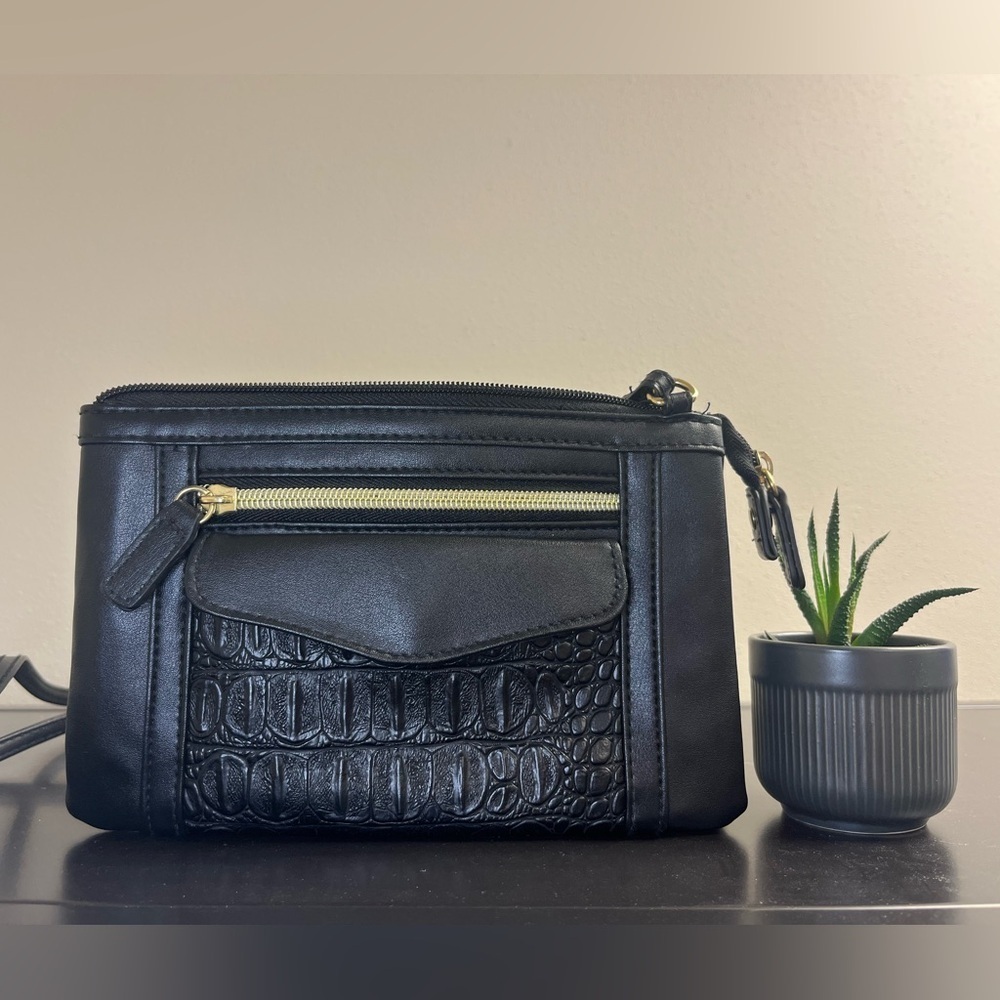 Black and Gold Crossbody Bag